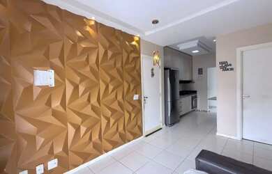 Imagem: O apartamento possui 2 Dormitórios, 1 Banheiro, 1 Vaga na garagem