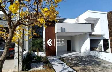 Imagem: A casa em condomínio possui 3 Dormitórios, 2 Banheiros, 2