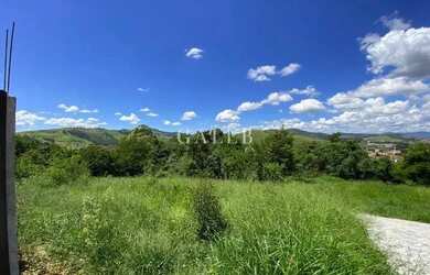 Imagem: O terreno possui 600m² de Área e está localizado em Piracaia