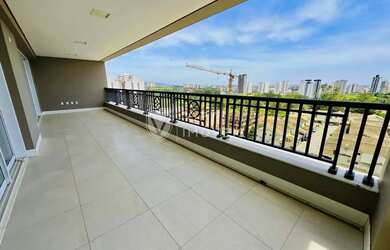 Imagem: O apartamento possui 4 Dormitórios, 5 Banheiros, 4 Vagas na