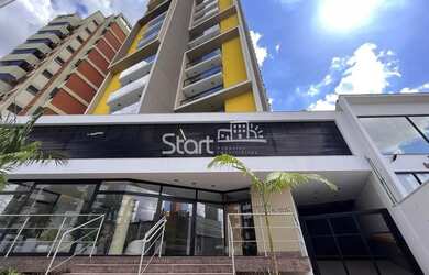 Imagem: O apartamento possui 1 Dormitório, 1 Banheiro, 2 Vagas na garagem