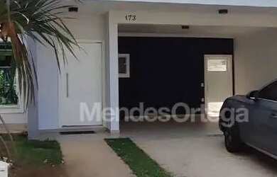 Imagem: A casa em condomínio possui 3 Dormitórios, 5 Banheiros, 4