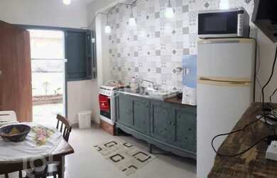 Imagem: A casa possui 3 Dormitórios, 3 Banheiros, 3 Vagas na garagem