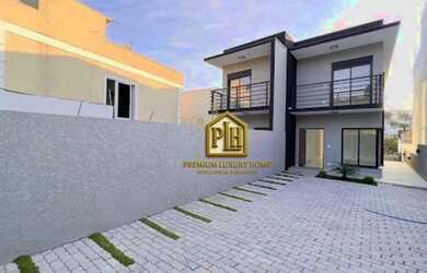 Imagem: A casa possui 3 Dormitórios, 4 Banheiros, 4 Vagas na garagem