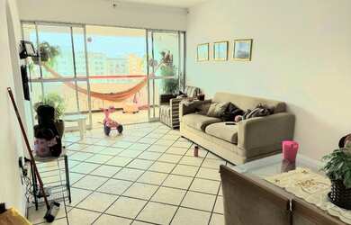 Imagem: O apartamento possui 3 Dormitórios, 3 Banheiros, 2 Vagas na