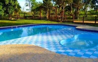 Imagem: O terreno possui 240m² de Área e está localizado em Jardim