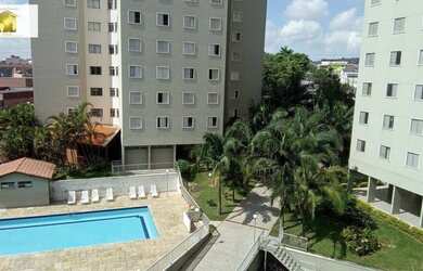 Imagem: O apartamento possui 3 Dormitórios, 1 Banheiro, 1 Vaga na garagem