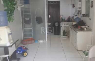 Imagem 7: Porto Alegre - Casa Padrão - Medianeira