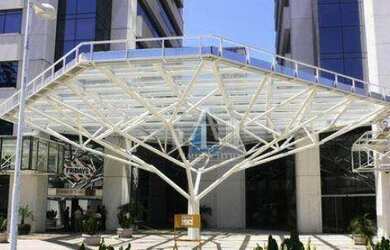 Imagem: O depósito possui 5 Vagas na garagem, 213m² de Área e está