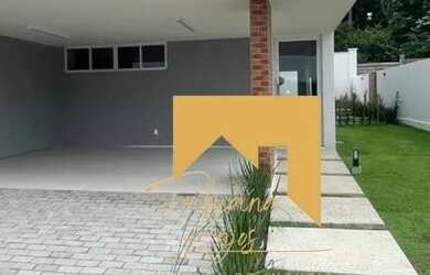 Imagem: A casa em condomínio possui 4 Dormitórios, 5 Banheiros, 2