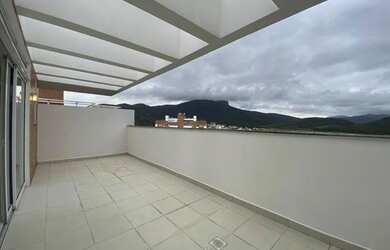 Imagem: O depósito possui 1 Vaga na garagem, 117m² de Área e está