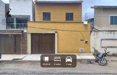 Imagem: A casa possui 3 Dormitórios, 4 Banheiros, 3 Vagas na garagem