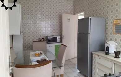 Imagem: A casa possui 2 Dormitórios, 2 Banheiros, 1 Vaga na garagem