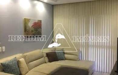 Imagem: O apartamento possui 3 Dormitórios, 2 Banheiros, 2 Vagas na