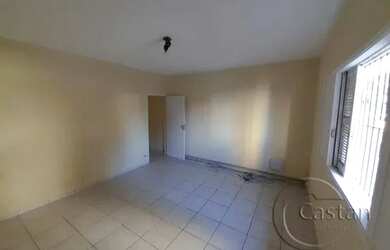 Imagem 14: Sobrado analia franco