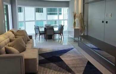 Imagem: O apartamento possui 4 Dormitórios, 5 Banheiros, 3 Vagas na