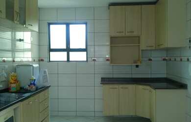 Imagem: O apartamento possui 3 Dormitórios, 2 Banheiros, 2 Vagas na