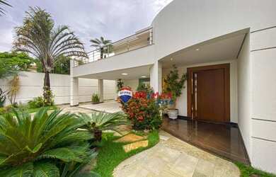 Imagem: A casa em condomínio possui 5 Dormitórios, 5 Banheiros, 4