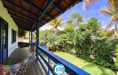 Imagem: A casa possui 5 Dormitórios, 3 Banheiros, 5 Vagas na garagem