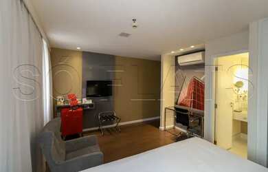 Imagem: O studio possui 1 Dormitório, 1 Banheiro, 1 Vaga na garagem