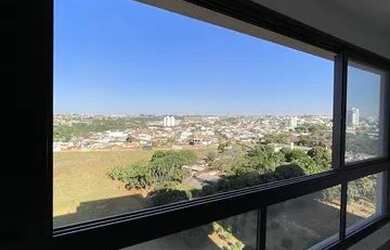 Imagem: O apartamento possui 2 Dormitórios, 2 Banheiros, 2 Vagas na