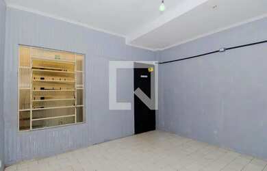 Imagem: A casa possui 2 Dormitórios, 2 Banheiros, 1 Vaga na garagem