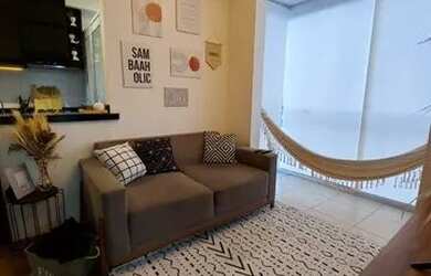 Imagem: O apartamento possui 2 Dormitórios, 1 Banheiro, 1 Vaga na garagem