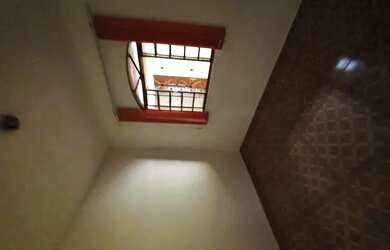 Imagem: A casa possui 4 Dormitórios, 3 Banheiros, 3 Vagas na garagem