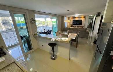 Imagem: O apartamento possui 3 Dormitórios, 4 Banheiros, 2 Vagas na