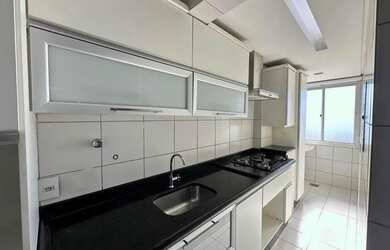 Imagem: O apartamento possui 3 Dormitórios, 2 Banheiros, 1 Vaga na