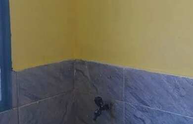 Imagem: A casa possui 2 Dormitórios, 1 Banheiro, 4 Vagas na garagem