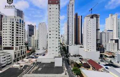 Imagem: O apartamento possui 4 Dormitórios, 4 Banheiros, 3 Vagas na