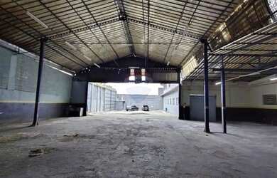 Imagem: O depósito possui 950m² de Área e está localizado em Campestre