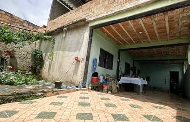 Imagem: A casa possui 2 Dormitórios e está localizado em Bom Retiro