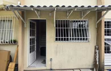 Imagem: A casa em condomínio possui 2 Dormitórios, 1 Banheiro, 1 Vaga