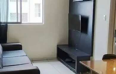 Imagem: O apartamento possui 1 Dormitório, 1 Banheiro, 1 Vaga na garagem