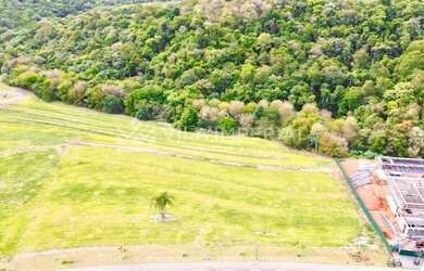 Imagem: O terreno possui 4.278m² de Área e está localizado em Bragança