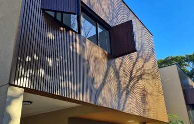 Imagem: A casa em condomínio possui 3 Dormitórios, 4 Banheiros, 2