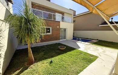 Imagem: A casa em condomínio possui 3 Dormitórios, 5 Banheiros, 4