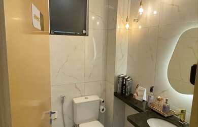 Imagem: O depósito possui 5 Vagas na garagem, 35m² de Área e está