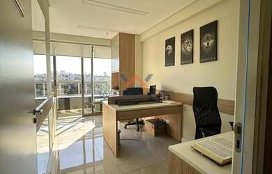 Imagem: O depósito possui 1 Vaga na garagem, 42m² de Área e está