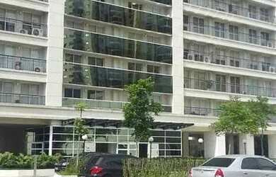 Imagem: O depósito possui 5 Vagas na garagem e 258m² de Área e está