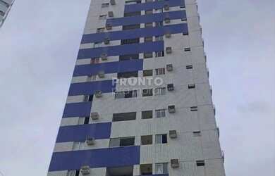 Imagem: O apartamento possui 3 Dormitórios, 1 Banheiro, 1 Vaga na garagem