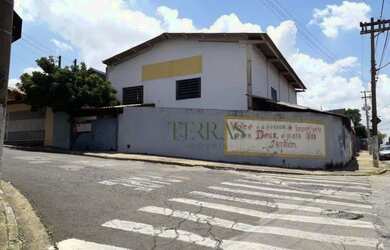 Imagem: A fazenda possui 270m² de Área e está localizado em Vila