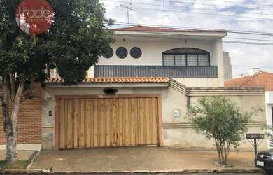 Imagem: O depósito possui 4 Vagas na garagem, 392m² de Área e está