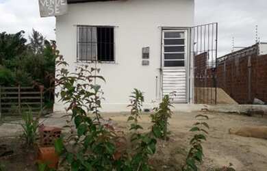 Imagem: A casa possui 1 Dormitório e está localizado em Dois Carneiros