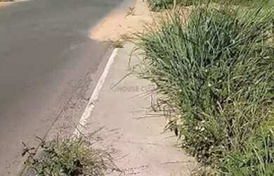 Imagem: O terreno à venda possui 360m² de Área e está localizado