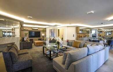 Imagem: O apartamento possui 3 Dormitórios, 4 Banheiros, 3 Vagas na