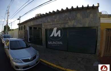 Imagem: O depósito possui 3 Vagas na garagem, 254m² de Área e está