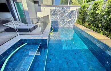 Imagem: A casa em condomínio possui 5 Dormitórios, 5 Banheiros, 5